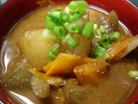 冬瓜入り！具沢山ごまみそ汁夏Ver