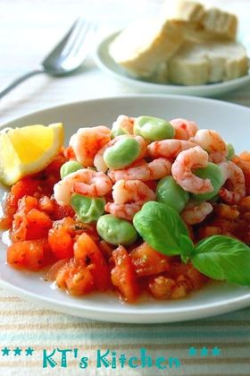 そら豆とエビのトマトドレッシングサラダ