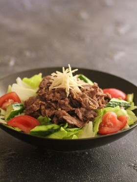 ビーフ焼肉サラダ(焼肉のタレレシピ付)