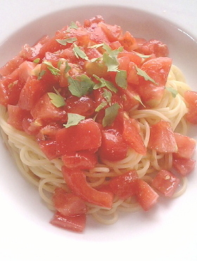 夏使用！フレッシュトマトの冷製パスタ