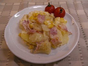 ジャガイモとベーコンのミルク煮