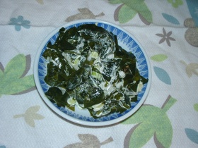我が家のわかめサラダ