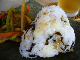 ■塩こんぶチーズおにぎり■
