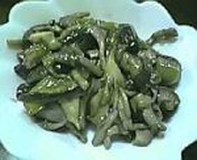 茄子ときのこの炒め物
