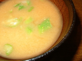 オクラの味噌汁