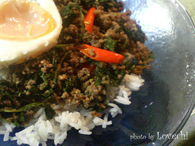 パッガパオ ムー(バジルと挽肉炒めご飯)