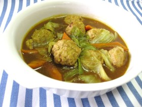 キャベツと肉団子のカレーちゃん♪