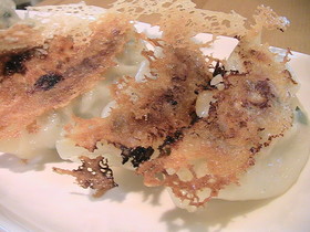 かぼちん家自慢！小龍包みたいな餃子！