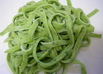 バジルと青汁の生パスタ