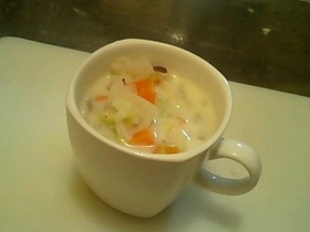 お夜食に♪ミルクスープ