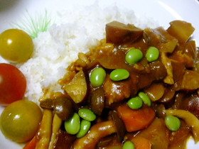 秋の恵み☆きのことさつまいも☆カレー♪