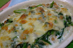 長芋ソースで！ほうれん草たっぷりグラタン
