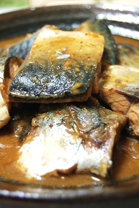 サバの味噌煮　柚子コショウ風味