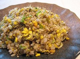 簡単!じゃこと高菜のチャーハン☆