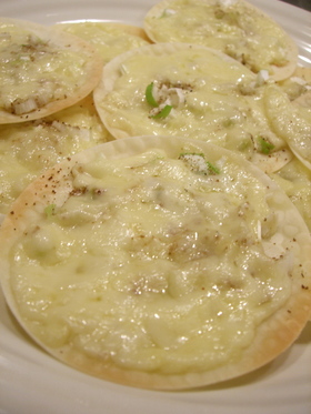 (仮)ねぎと山椒の餃子の皮でチーズ焼き!