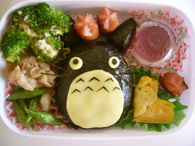 トトロおにぎり【キャラ弁】