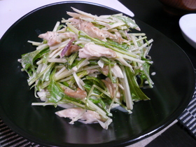 鶏ささみと香味野菜のマヨわさびサラダ♪