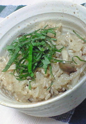 たっぷりキノコの混ぜご飯