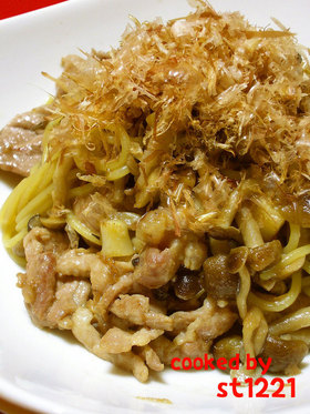 きのこと豚肉の和風パスタ