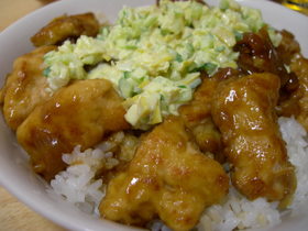 旨い～★タルタルとチキン甘酢丼★