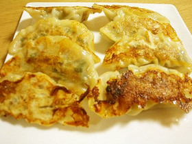 肉汁ジュッの焼きぎょうざ