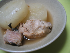 しみじみ～鮭缶大根