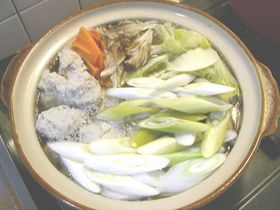 鍋は水炊き。。。世界一。