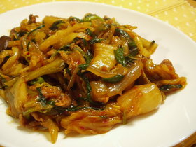 野菜たっぷり豚キムチ