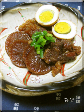 牛すじと大根のどて煮風♪