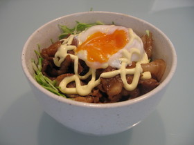 豚キャべ丼。