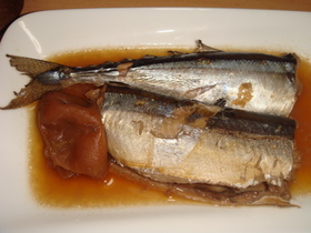 ごはんもりもり　さんまのうめぼし煮