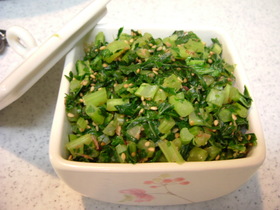 味付けは麺つゆだけ☆大根葉の炒め物