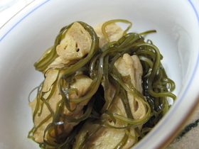 切り昆布とお麩の煮物