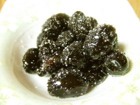 おせちの黒豆で(~o~)黒豆の甘納豆♪