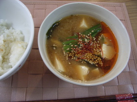 簡単スパイシー☆味噌汁DE　タンタン麺