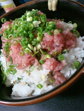 みりん醤油が決めて☆ねぎトロろ丼