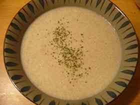 レンコンとお豆腐の白いスープ