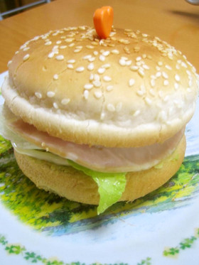 すくって塗り塗り♪アボガドサンドバーガー
