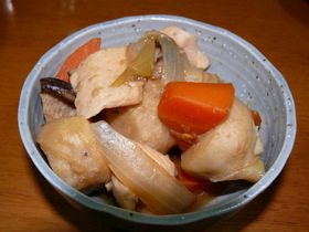 鶏胸肉がパサつかない★里芋と鶏胸肉の煮物
