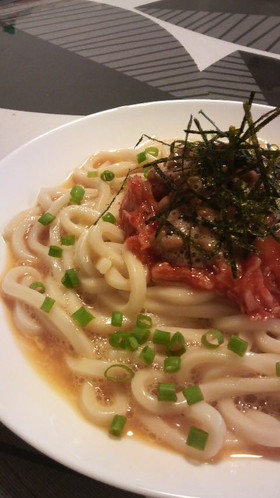 かまたまキムチ納豆うどん