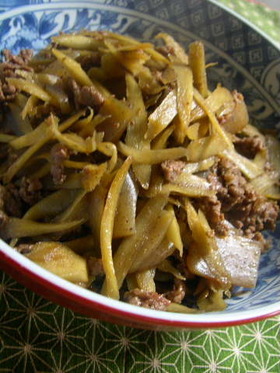 牛肉とごぼうの炒め煮
