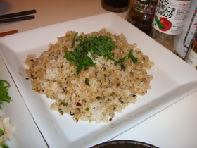 大葉にんにく醤油を使ったチャーハン