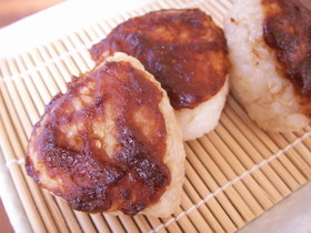 柚子胡椒の焼きおにぎり