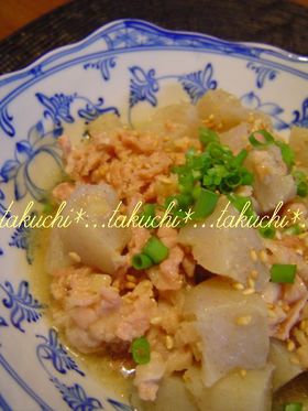豚肉とこんにゃくの味噌煮込み