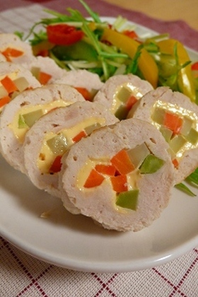 鶏ひき肉の野菜チーズロール