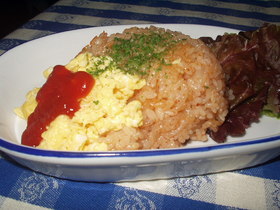 炊飯器で＾＾ウインナ―のケチャップピラフ
