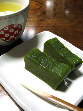 * 抹茶ういろう *
