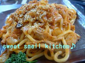 昼食に♪豚キムチ焼うどん♪
