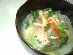 あぶらかすとチンゲン菜の卵とじ