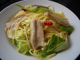 塩豚とキャベツのパスタ♪